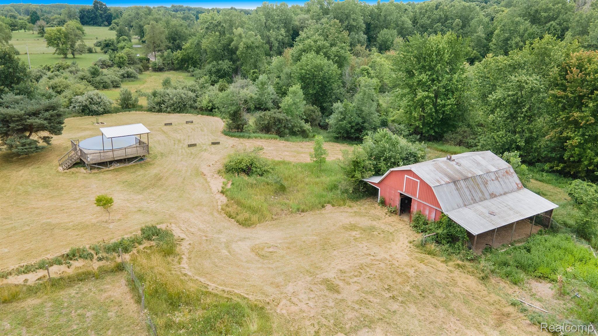 11358 Tipsico Lake Road Fenton, MI 48430 - Photo 27 of 34 Gallery Image 27