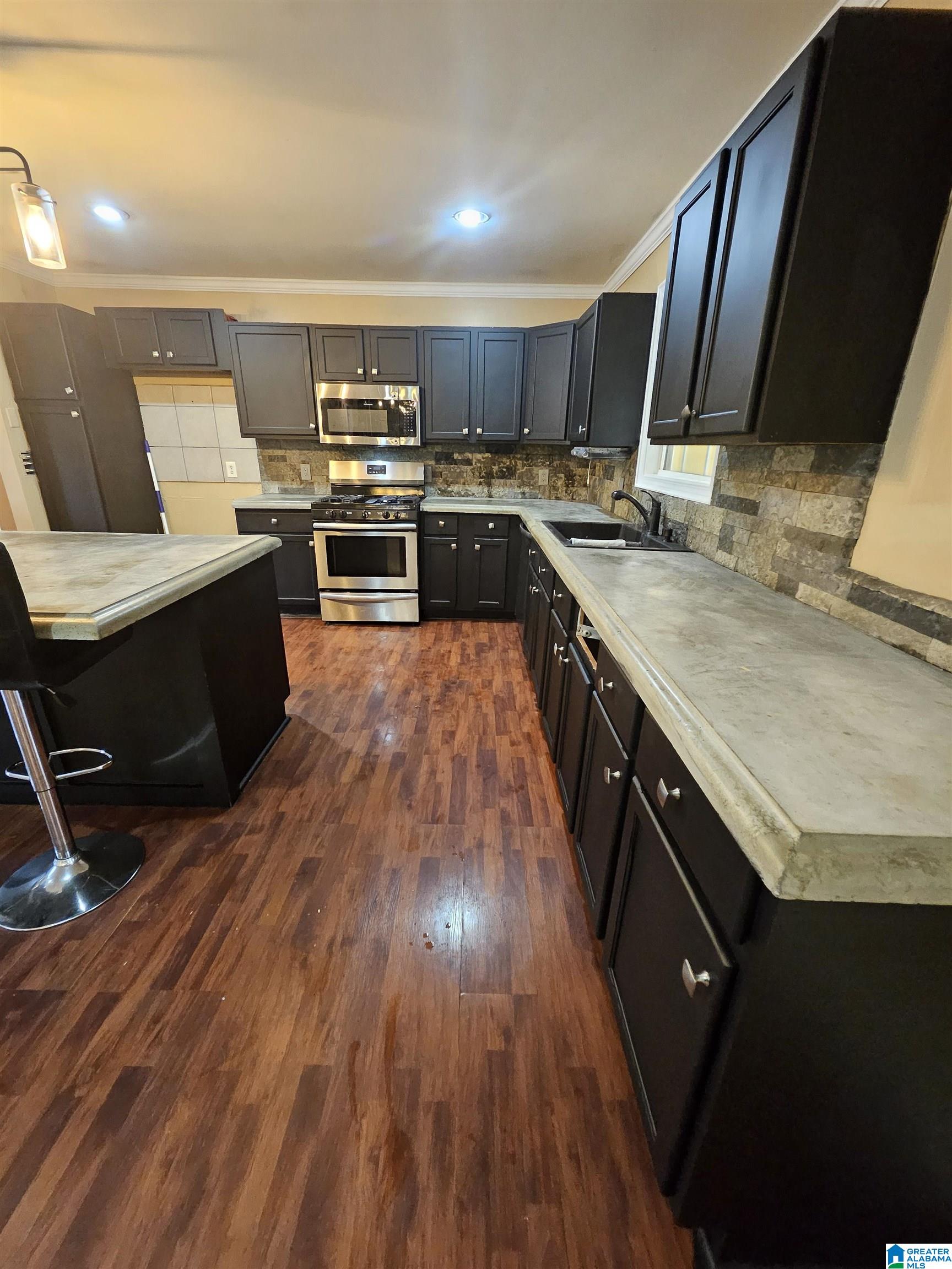 1335 4th Terrace Pleasant Grove, AL 35127 - Photo 9 of 30