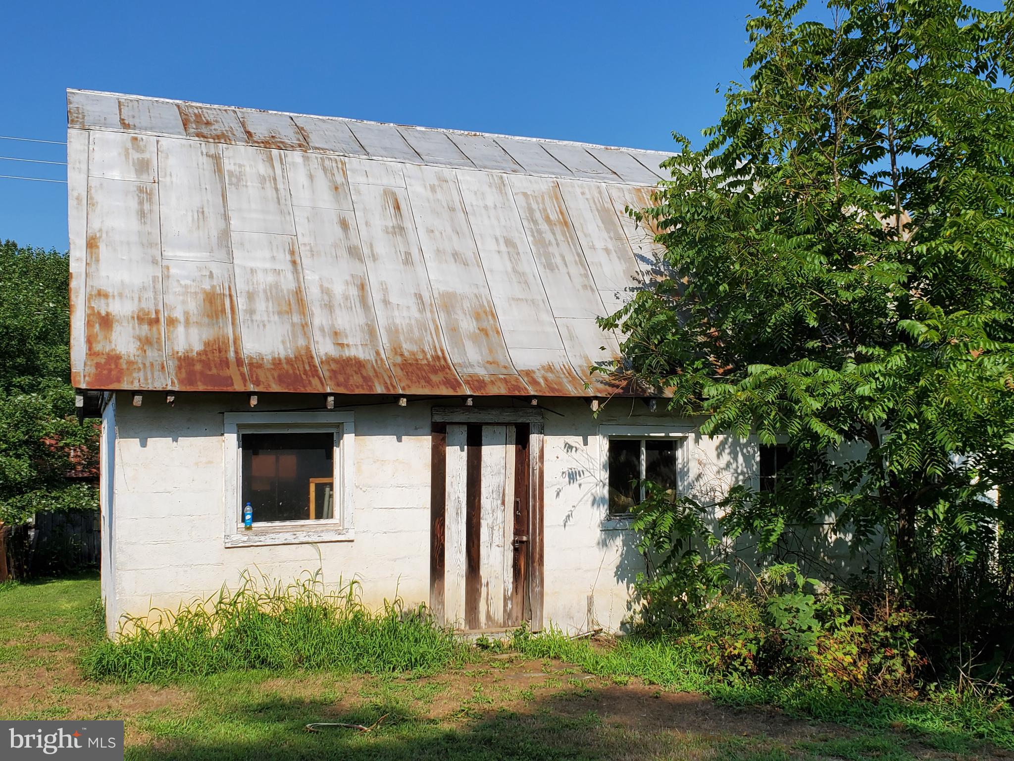 12278 Rixeyville Road Culpeper, VA 22701 - Photo 2 of 13 Barn