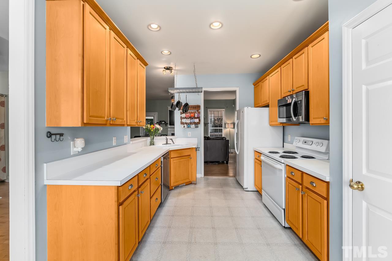 2601 Tryon Pines Drive Raleigh, NC 27603 - Photo 11 of 28 Gallery Image 11