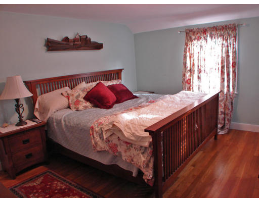 2 Riverbank Road Salem, MA 01970 - Photo 6 of 14 Gallery Image 6