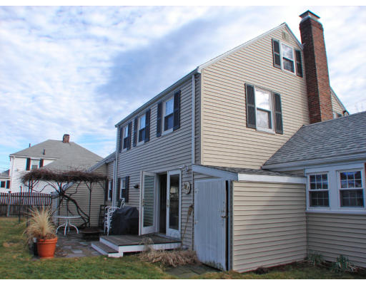 2 Riverbank Road Salem, MA 01970 - Photo 10 of 14 Gallery Image 10