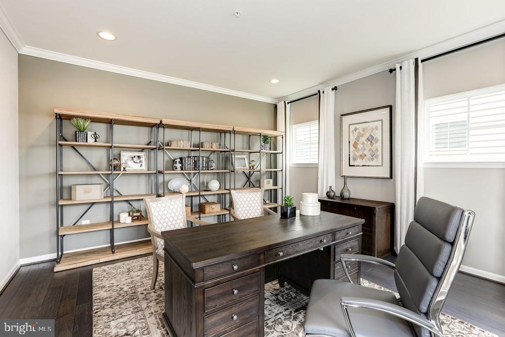 6727 Mt Phillip Road Frederick, MD 21703 - Photo 3 of 14 Gallery Image 3