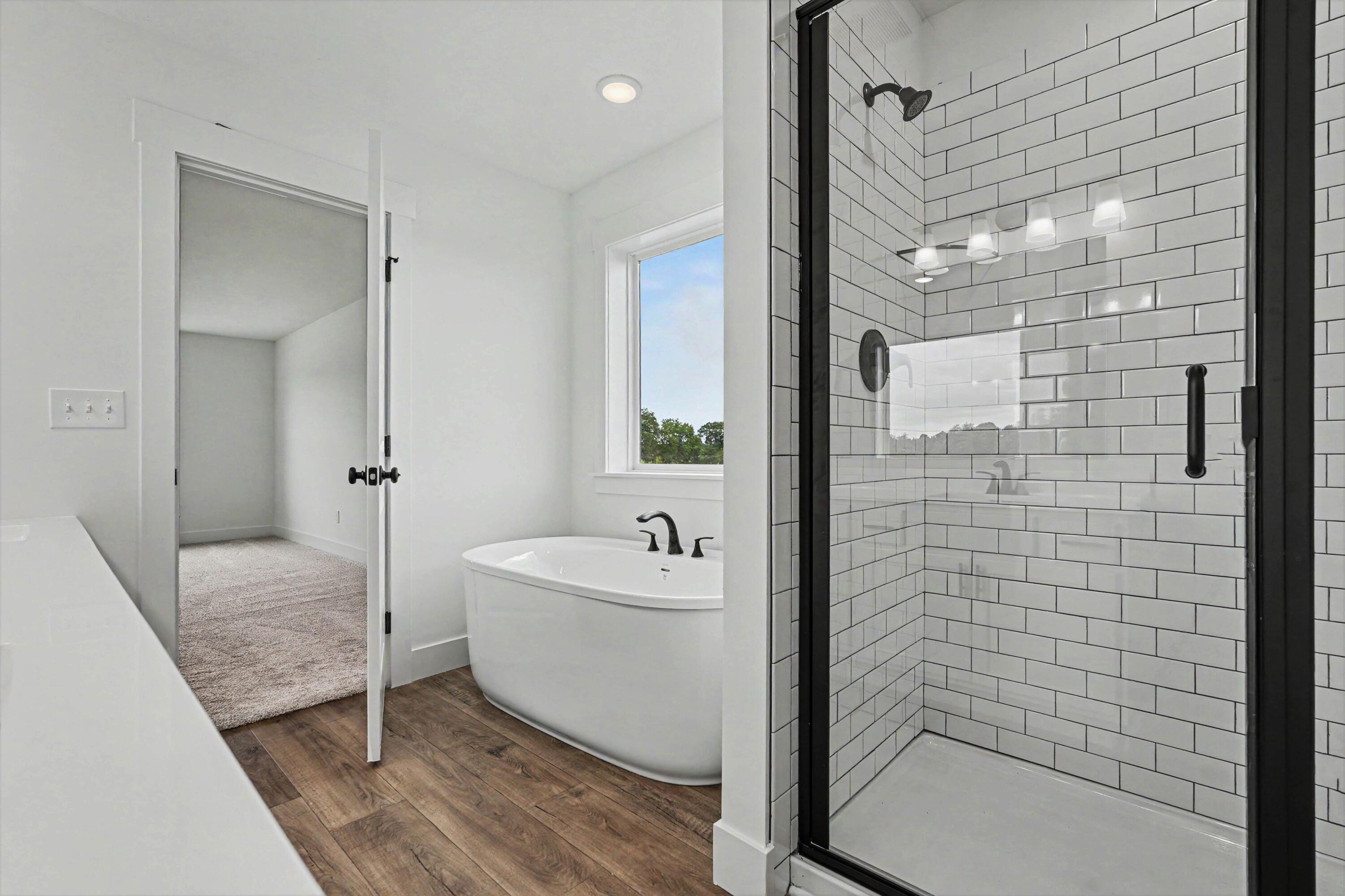 3233 Railtown Road Caledonia, MI 49316 - Photo 15 of 37 13 SNV016-E2390 9.0 Primary Bath2