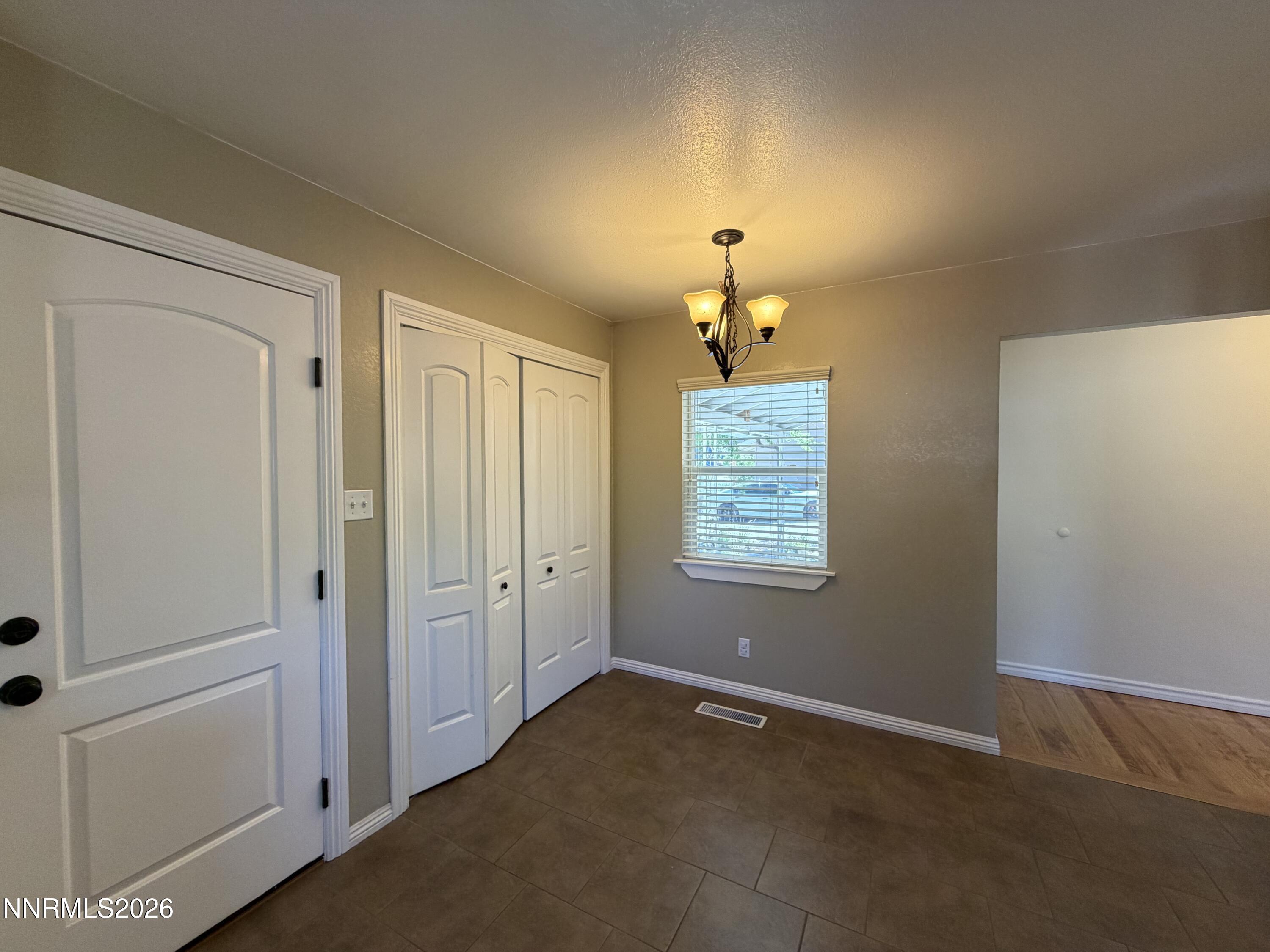 1545 Elizabeth Street Reno, NV 89509 - Photo 7 of 20 2026-08-29 14.09.16