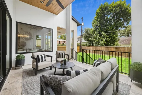 $1,850,000 | 5314 Evergreen Street, Bellaire, TX 77401