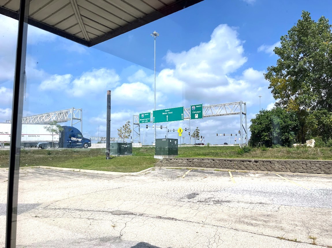 1290 Normantown Road Romeoville, IL 60446 - Photo 29 of 29 a view of a volley ball court