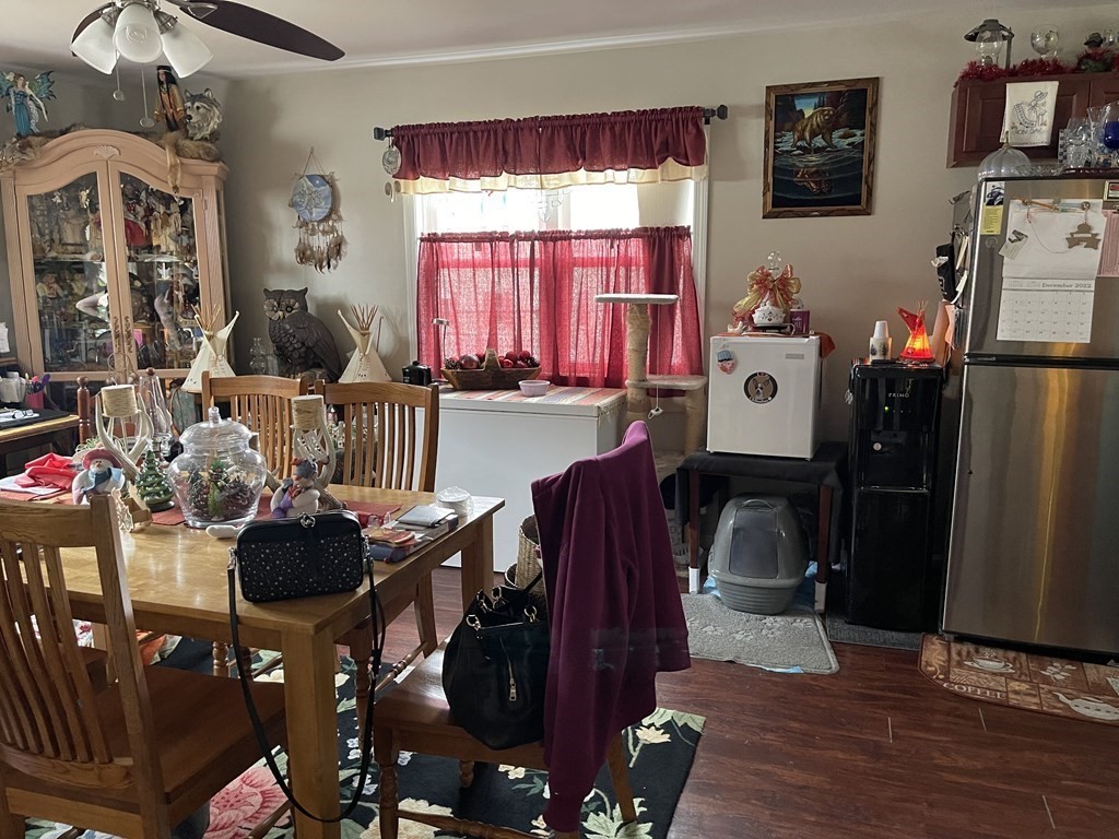 63 Brow Street Fall River, MA 02721 - Photo 4 of 35 a room with furniture and window