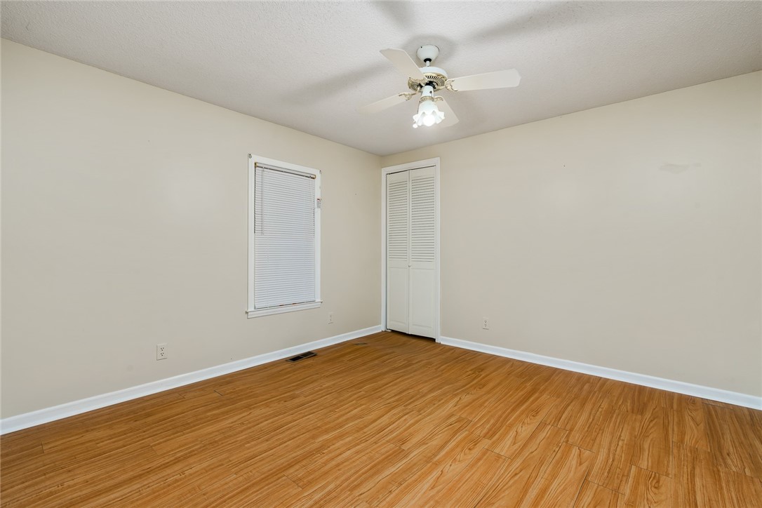 140 Fruit Mountain Road Easley, SC 29640 - Photo 20 of 35 Third bedroom