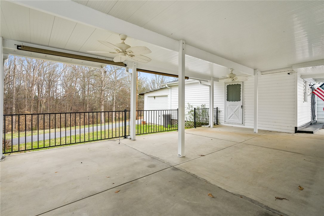 140 Fruit Mountain Road Easley, SC 29640 - Photo 24 of 35 Covered back patio
