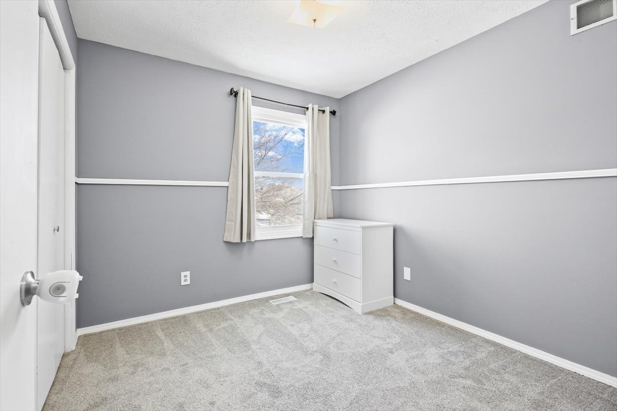 2823 Rutherford Drive Bloomington, IL 61705 - Photo 23 of 38