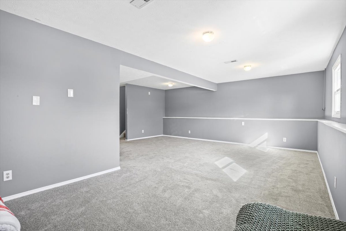 2823 Rutherford Drive Bloomington, IL 61705 - Photo 26 of 38