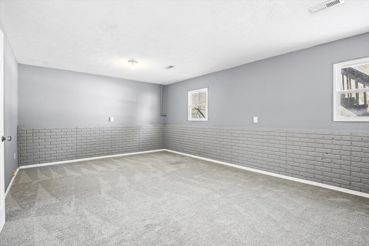 2823 Rutherford Drive Bloomington, IL 61705 - Photo 28 of 38