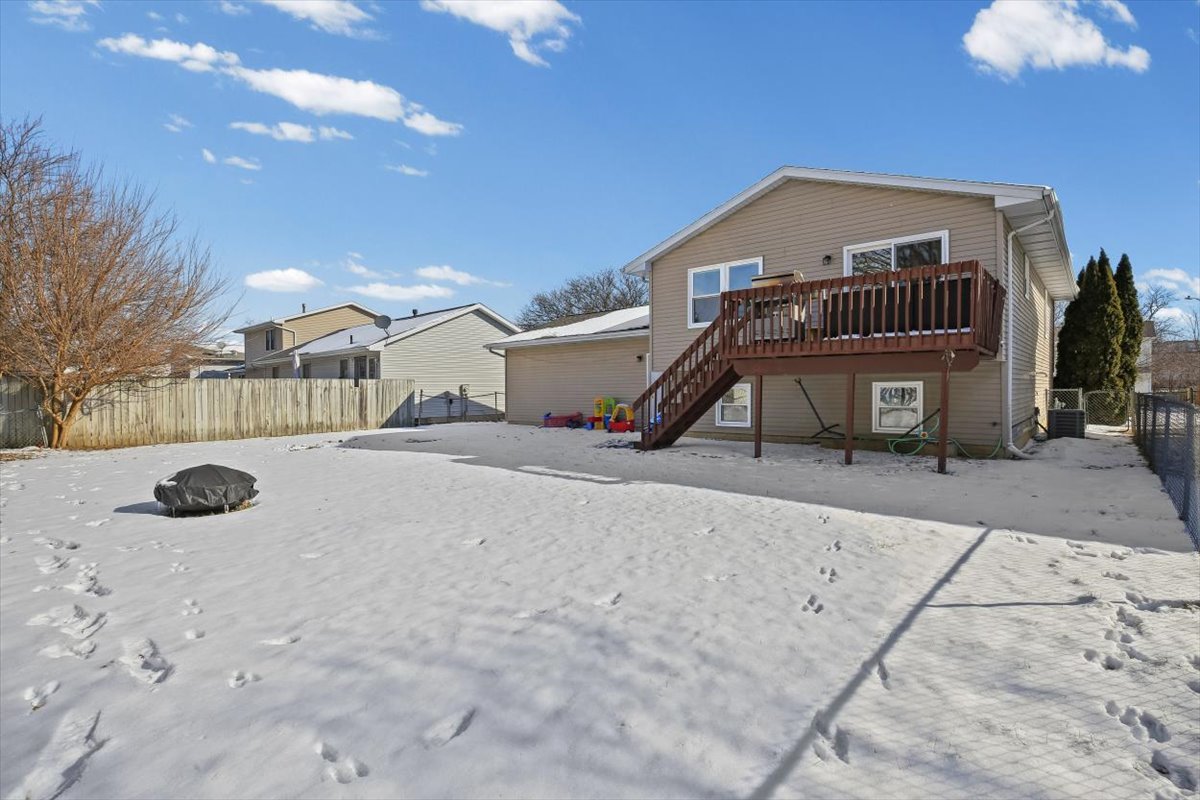 2823 Rutherford Drive Bloomington, IL 61705 - Photo 30 of 38