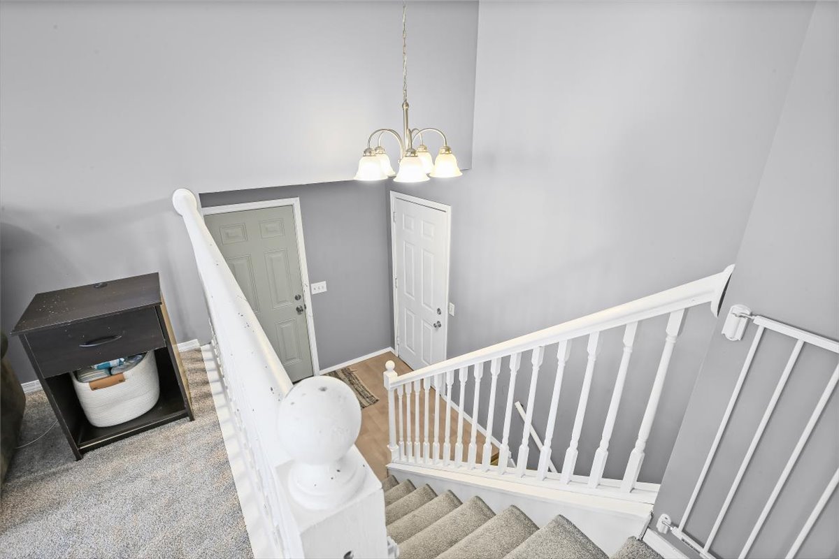 2823 Rutherford Drive Bloomington, IL 61705 - Photo 7 of 38