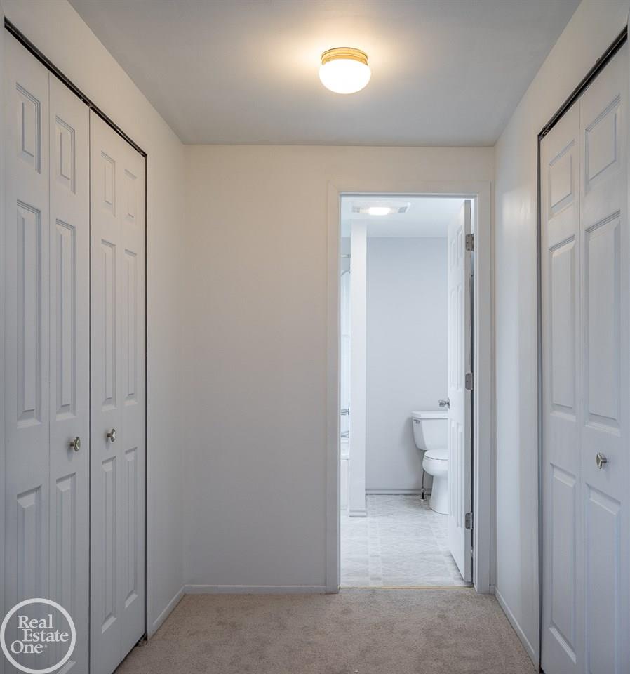 2075 Warrington Road Rochester Hills, MI 48307 - Photo 7 of 18