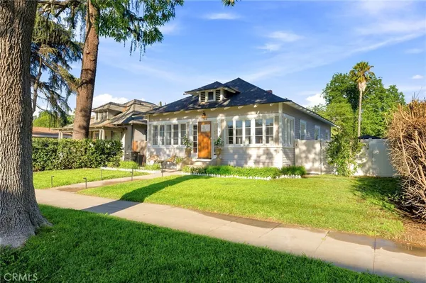$799,900 | 3364 Cedar Street, Riverside, CA 92501