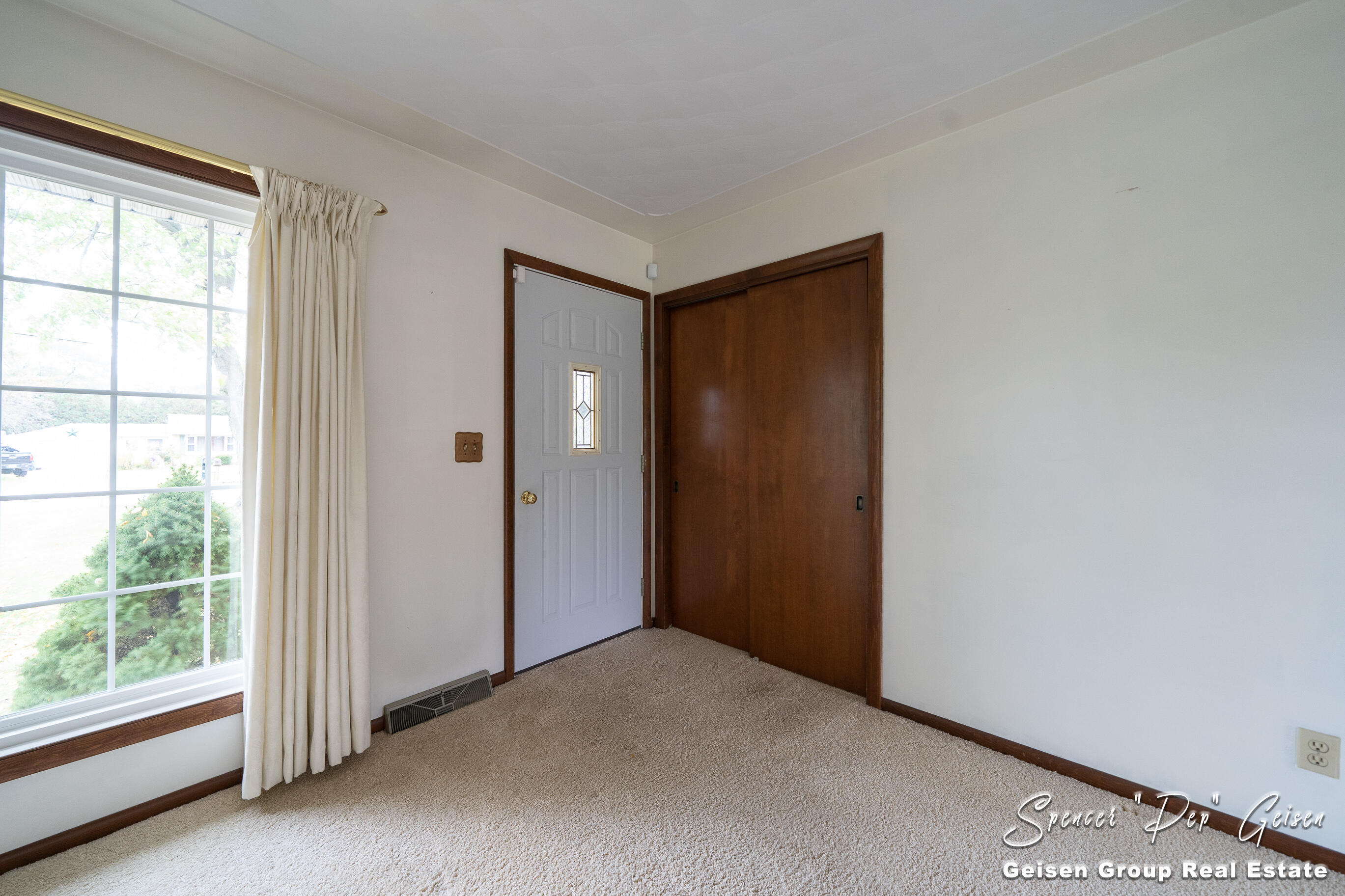 714 North State Road Belding, MI 48809 - Photo 6 of 78 714 N State Rd, Belding, MI-6