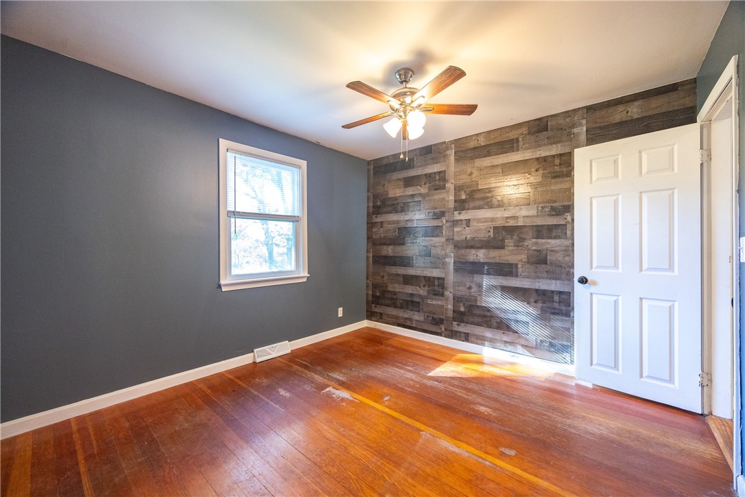 106 Echo Road Glocester, RI 02814 - Photo 17 of 36