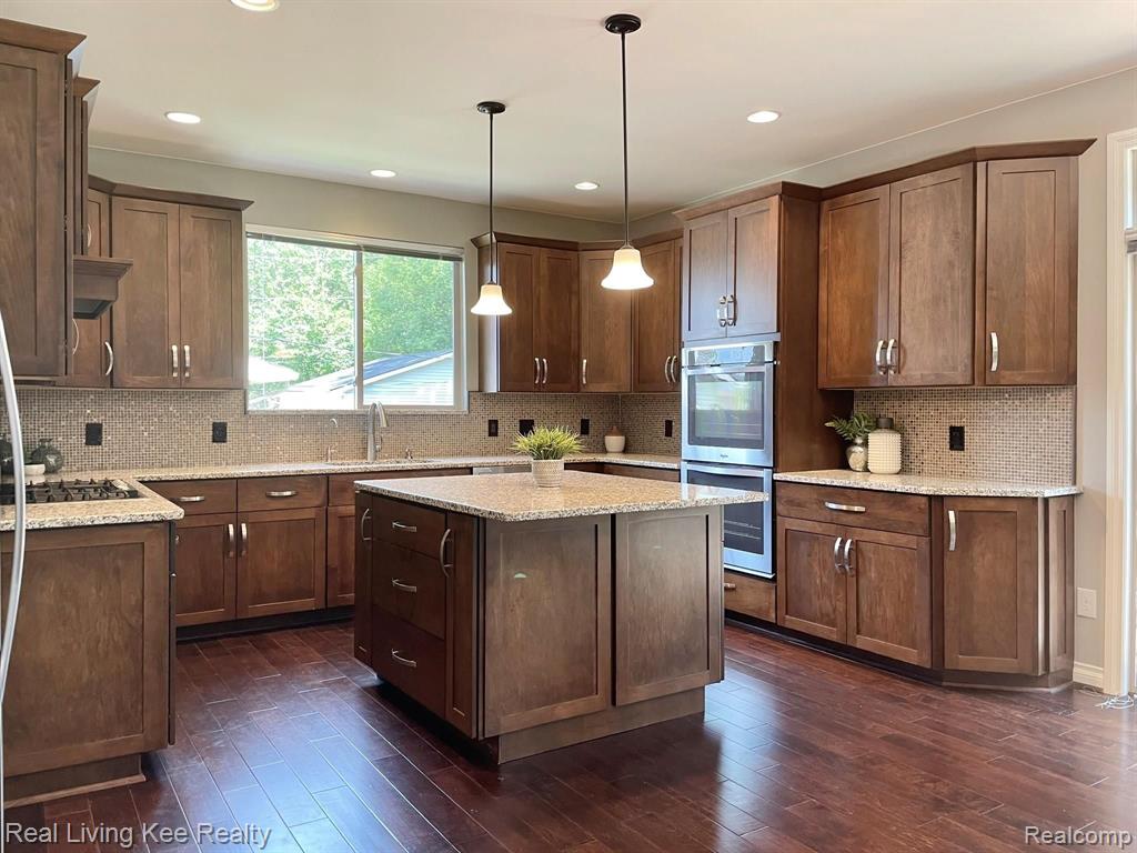 557 Curzon Road Rochester Hills, MI 48307 - Photo 14 of 66