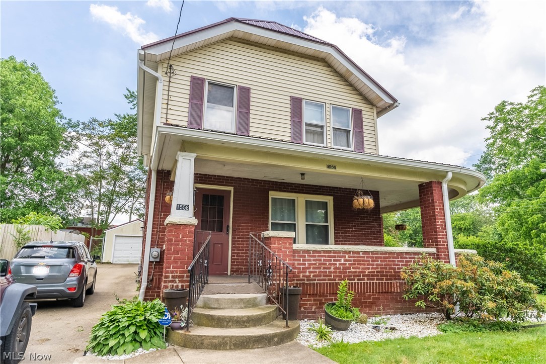 1558 Hampton Road Akron, OH 44305 - Photo 2 of 35