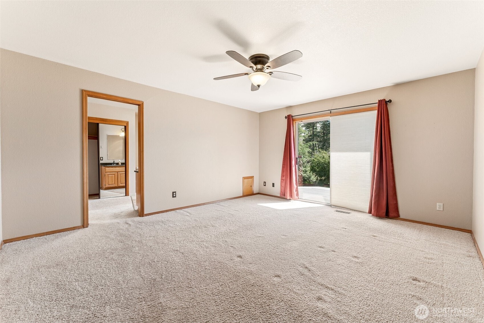 11610 45th Street East Edgewood, WA 98372 - Photo 18 of 40