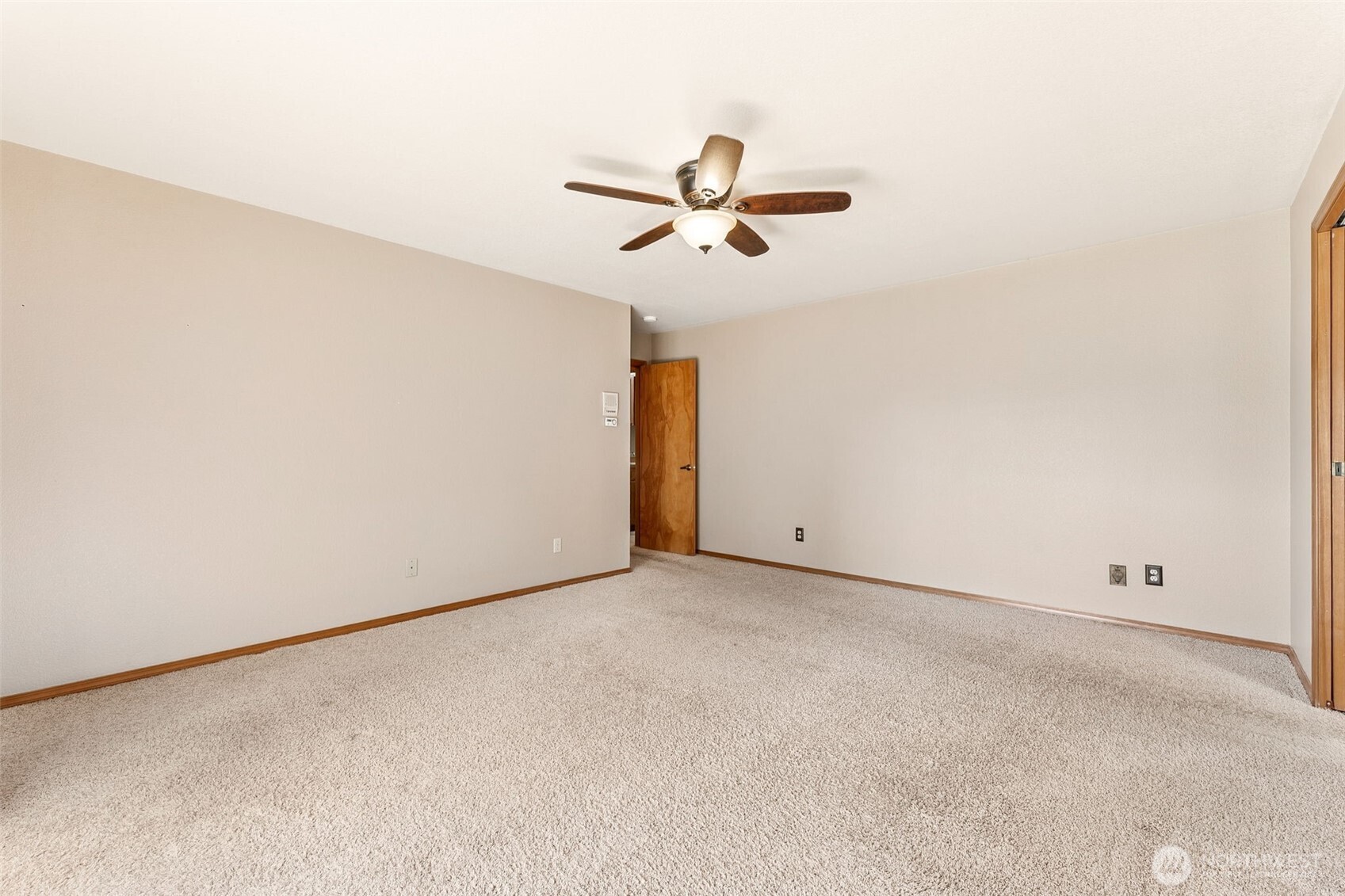 11610 45th Street East Edgewood, WA 98372 - Photo 19 of 40