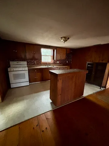 $165,000 | 375 County Road, Milford, ME 04461