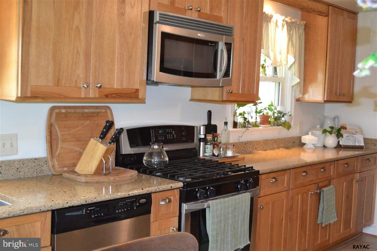 1023 Smith Hill Road York, PA 17408 - Photo 11 of 36 Gallery Image 11