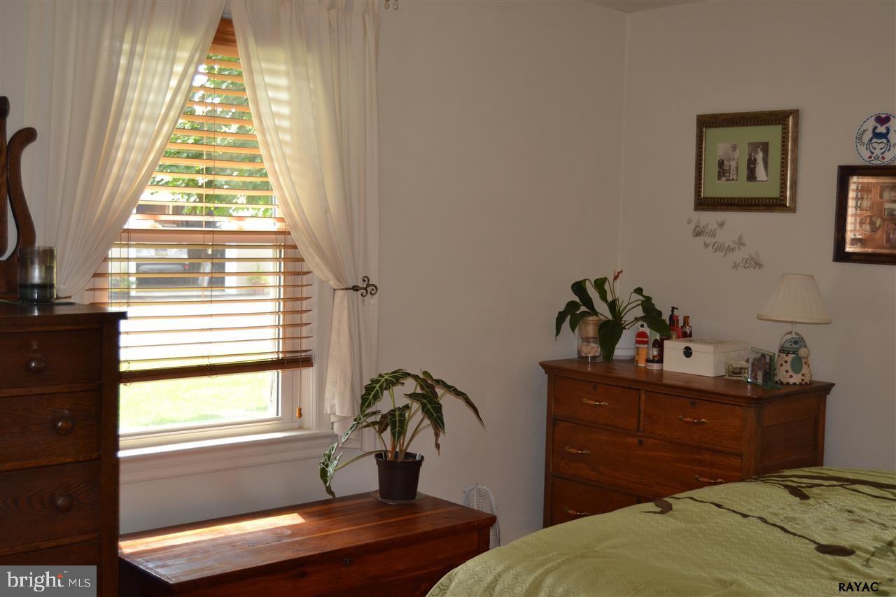 1023 Smith Hill Road York, PA 17408 - Photo 14 of 36 Gallery Image 14
