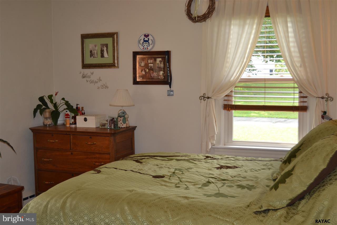 1023 Smith Hill Road York, PA 17408 - Photo 16 of 36 Gallery Image 16
