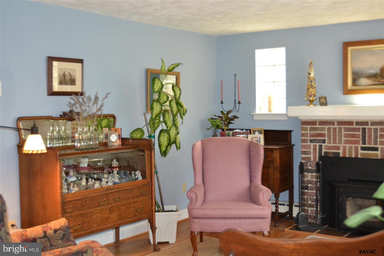 1023 Smith Hill Road York, PA 17408 - Photo 7 of 36 Gallery Image 7