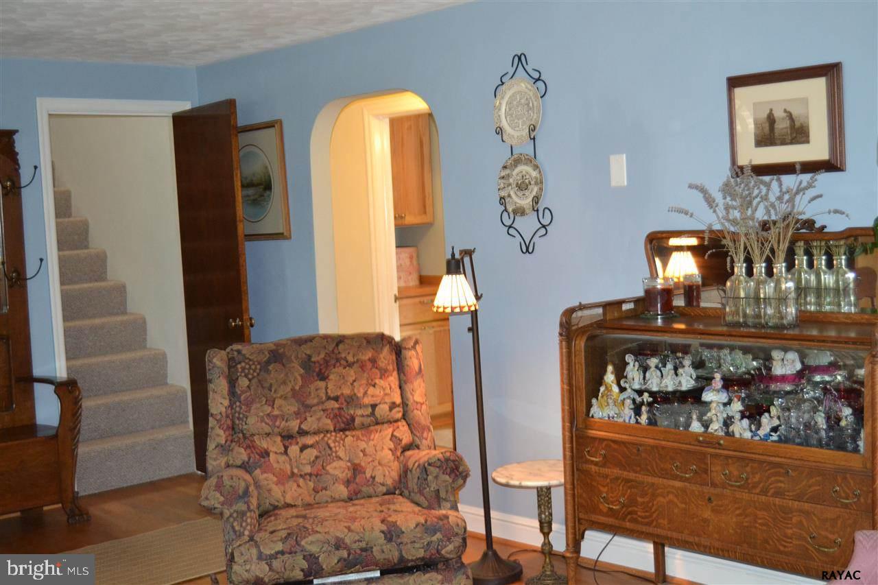 1023 Smith Hill Road York, PA 17408 - Photo 8 of 36 Gallery Image 8