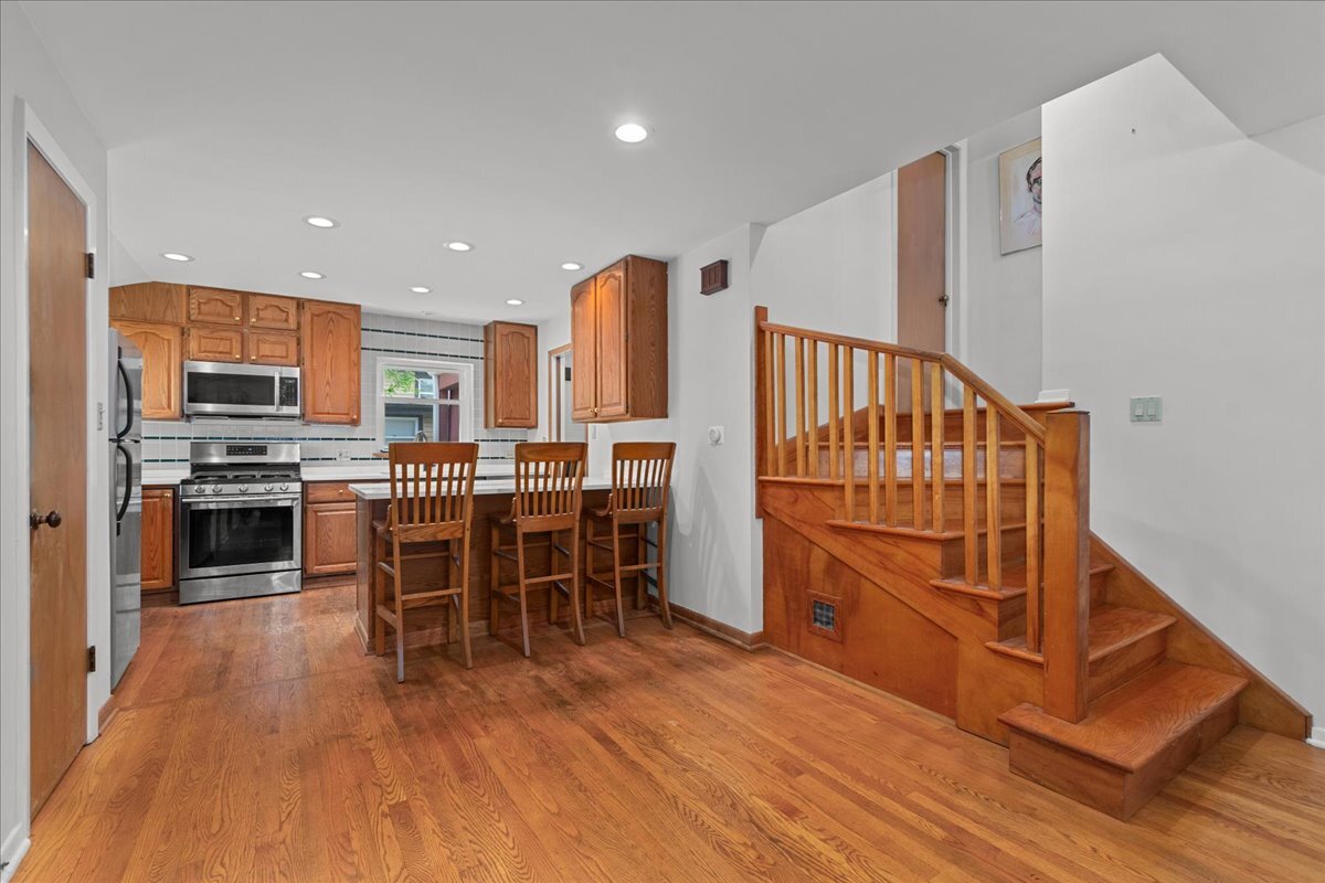 1719 Ferndale Avenue Northbrook, IL 60062 - Photo 5 of 16