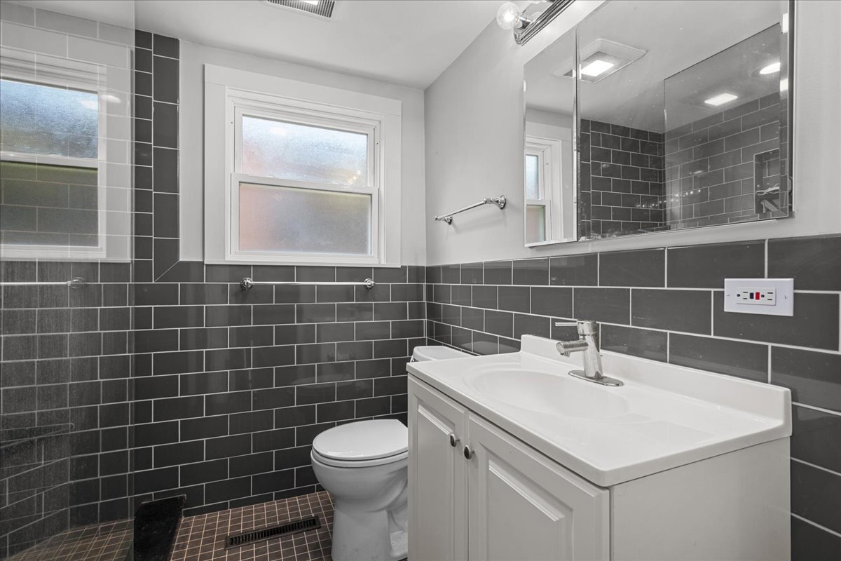 1719 Ferndale Avenue Northbrook, IL 60062 - Photo 8 of 16