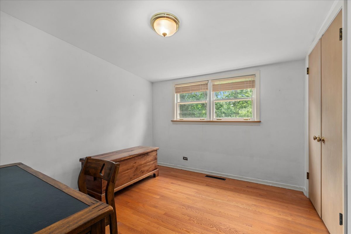 1719 Ferndale Avenue Northbrook, IL 60062 - Photo 10 of 16