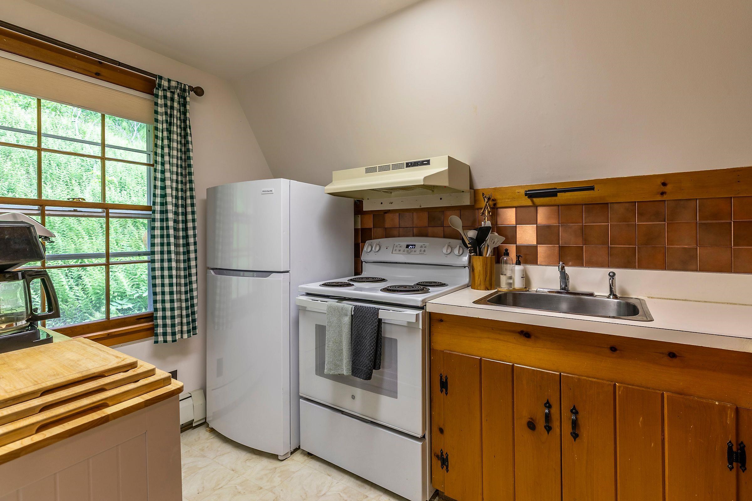 7271 Windham Hill Road Windham, VT 05359 - Photo 14 of 28