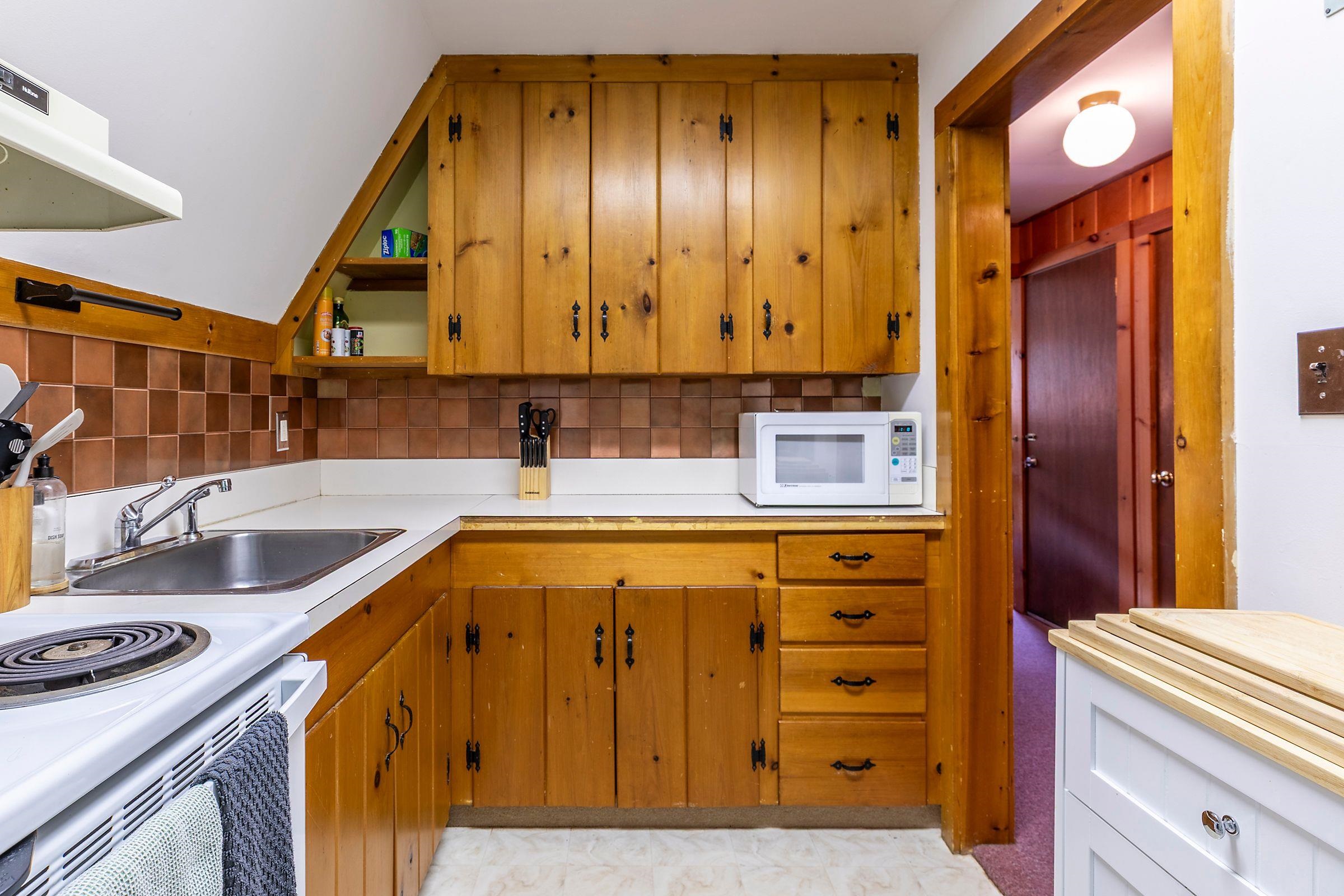 7271 Windham Hill Road Windham, VT 05359 - Photo 15 of 28