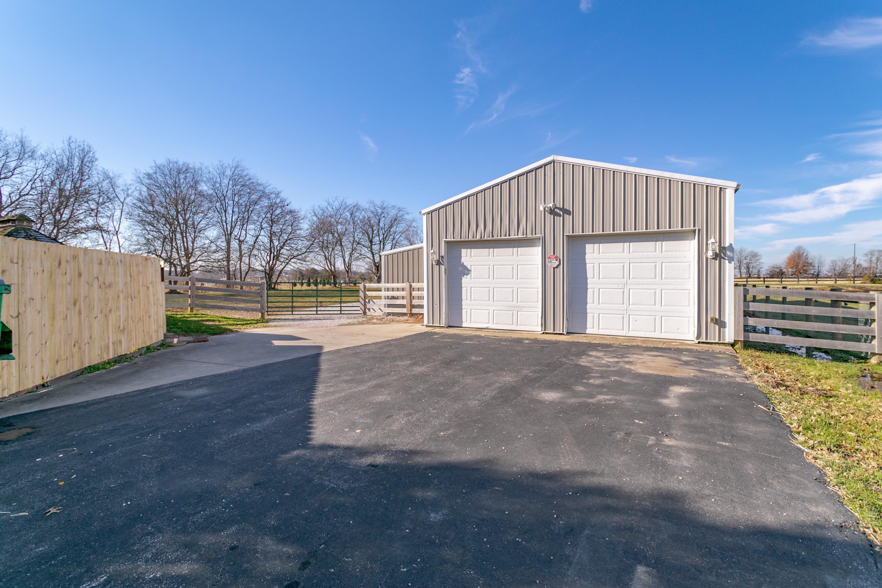 3255 Libbert Road Newburgh, IN 47630 - Photo 5 of 31