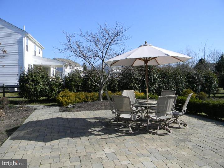 3945 Reiniger Road Hatboro, PA 19040 - Photo 2 of 24 Patio