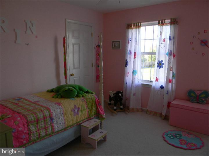 3945 Reiniger Road Hatboro, PA 19040 - Photo 19 of 24 Bedroom 3
