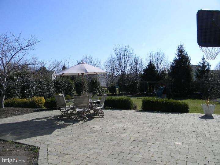 3945 Reiniger Road Hatboro, PA 19040 - Photo 4 of 24 Back Yard