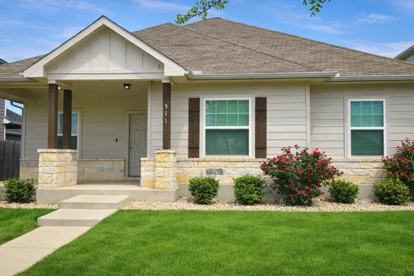 $335,000 | 511 Pulitzer Drive, Hutto, TX 78634