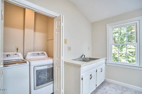 $798,000 | 9509 Greenfield Drive, Raleigh, NC 27615