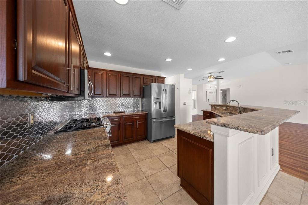 15813 Southwest 16th Avenue Road Ocala, FL 34473 - Photo 11 of 47