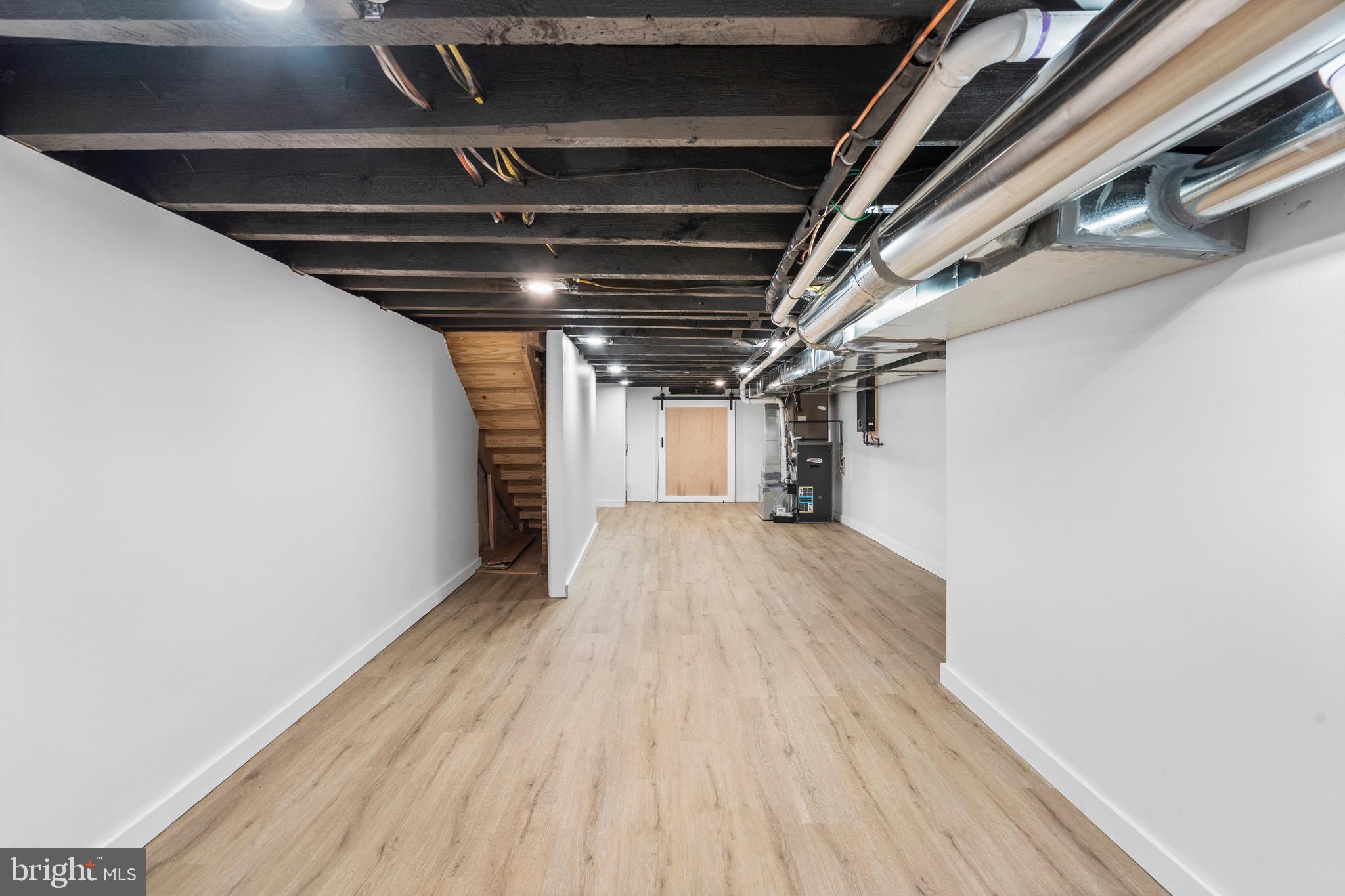 5541 Race Street Philadelphia, PA 19139 - Photo 21 of 37 a view of room with wooden floor