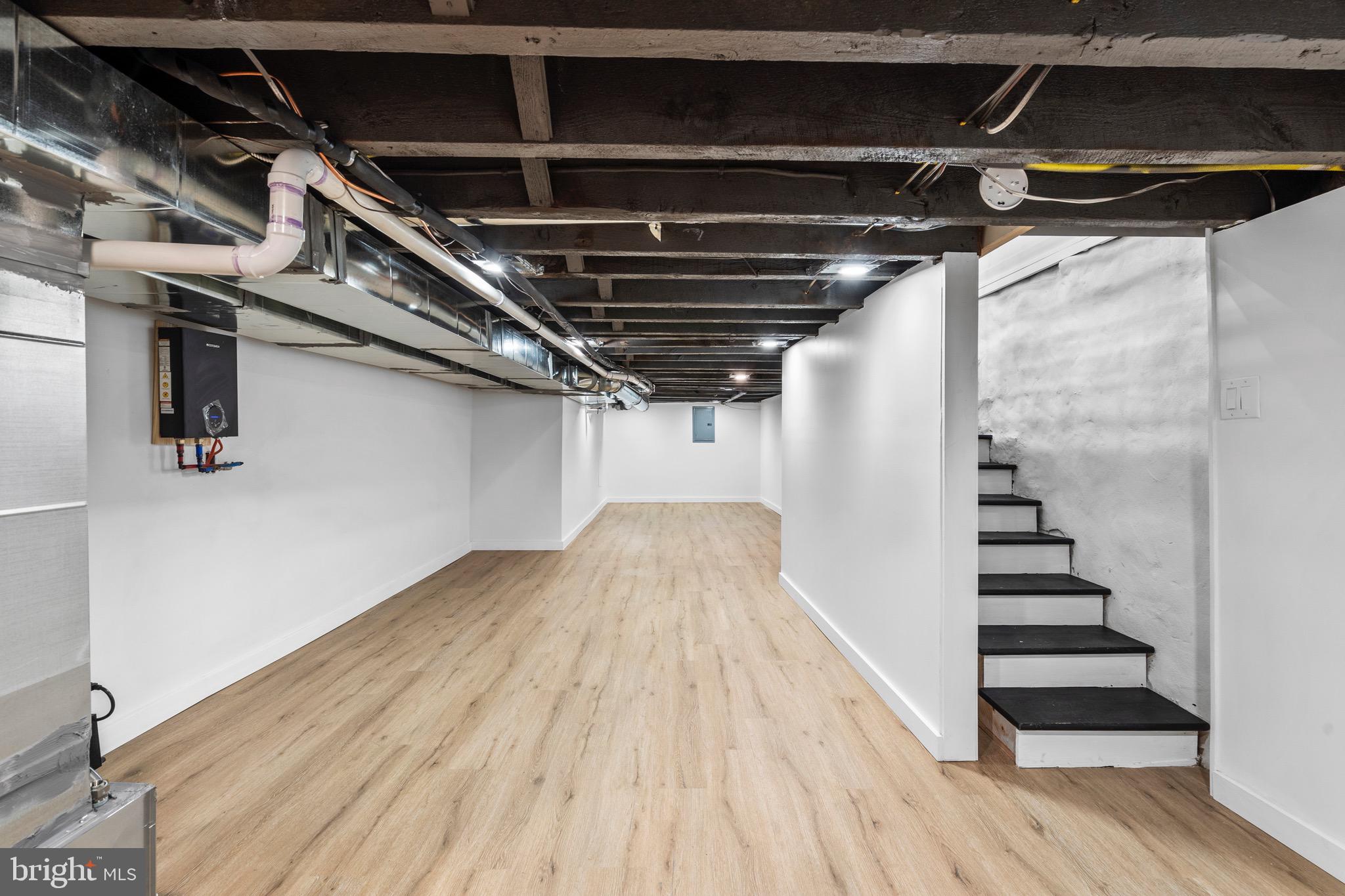 5541 Race Street Philadelphia, PA 19139 - Photo 22 of 37 a view of entryway with wooden floor