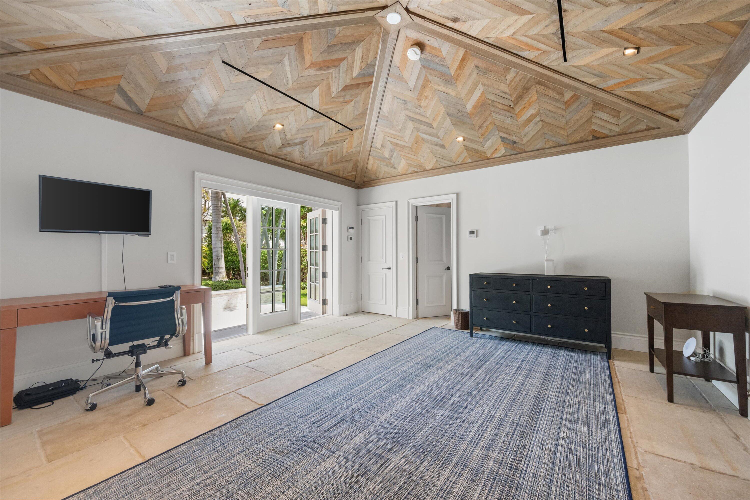 750 South County Road Palm Beach, FL 33480 - Photo 21 of 32 Cabana