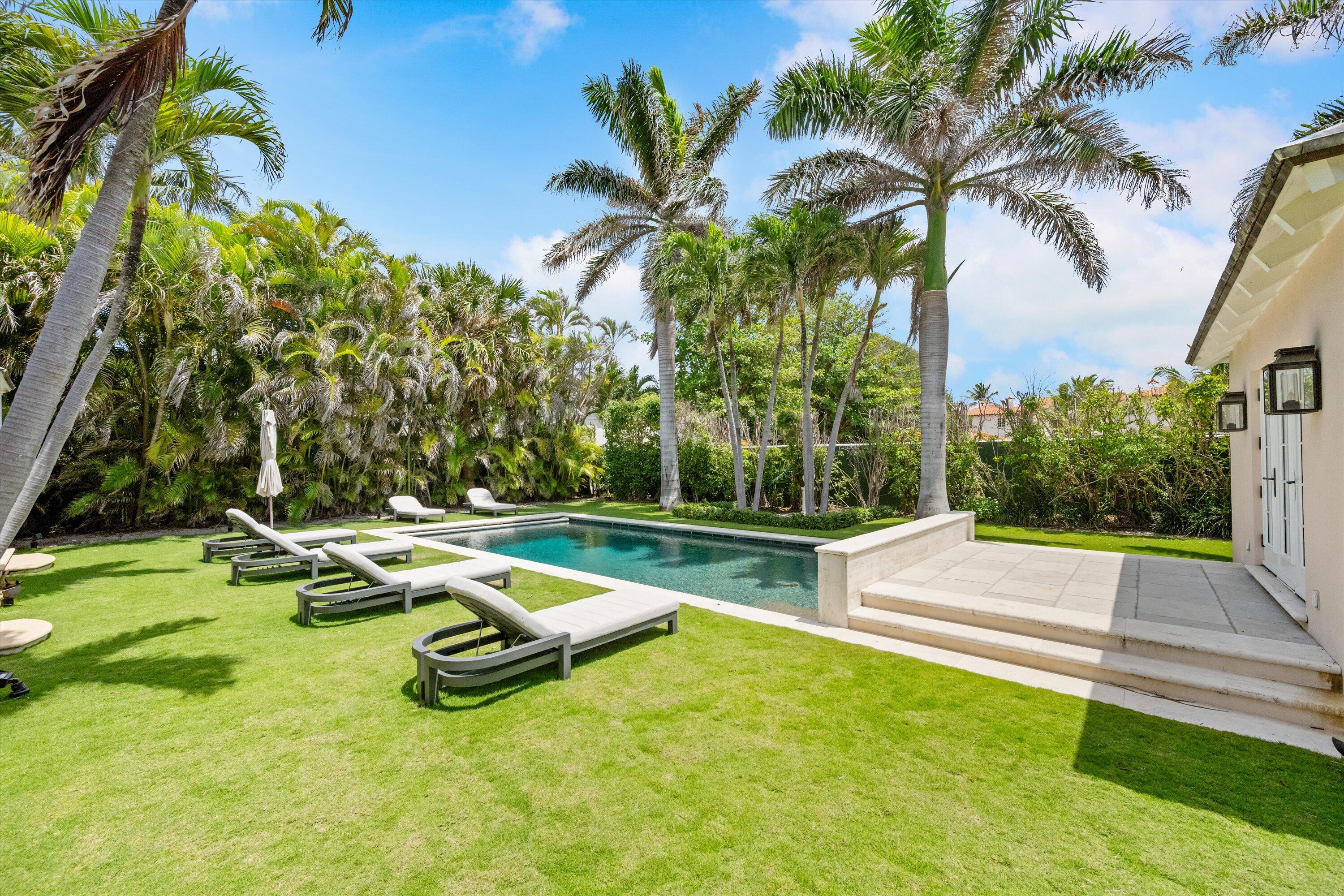 750 South County Road Palm Beach, FL 33480 - Photo 29 of 32 Pool