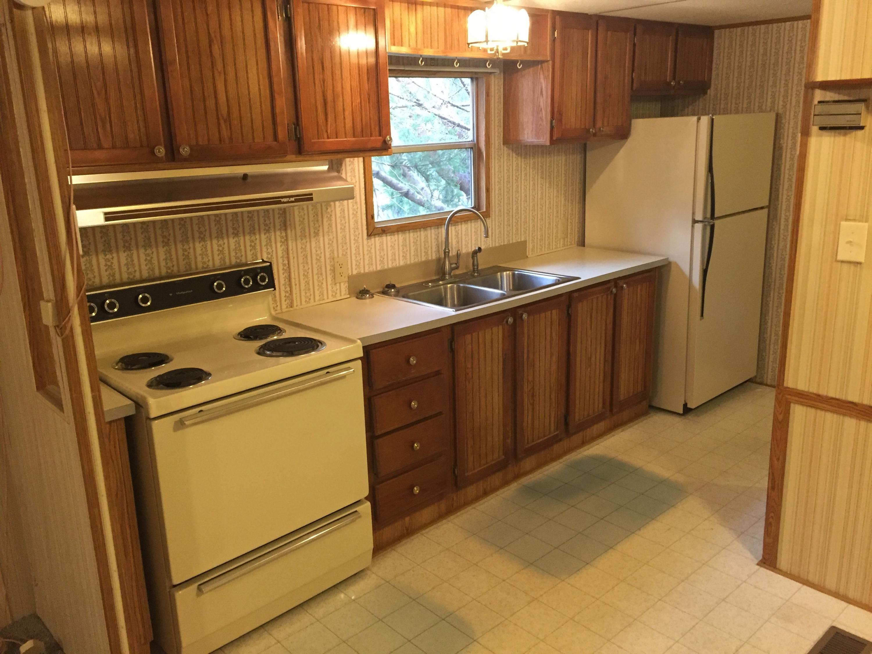 161 Carver Crabtree Road Hampton, TN 37658 - Photo 11 of 22 CC21
